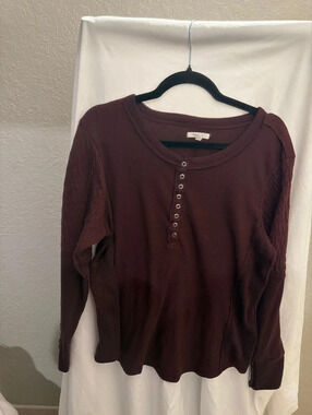 Maurices Women's Long Sleeve Brown Button Detail Sweater XL